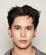 Max Kornthas Rujeerattanavorapan