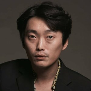 Jong Hoon Kim