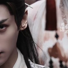 TTJ Piercing eyes