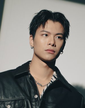 Glenn Yong (容啟航) - MyDramaList