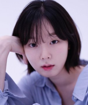 Ji Hyun Yeon