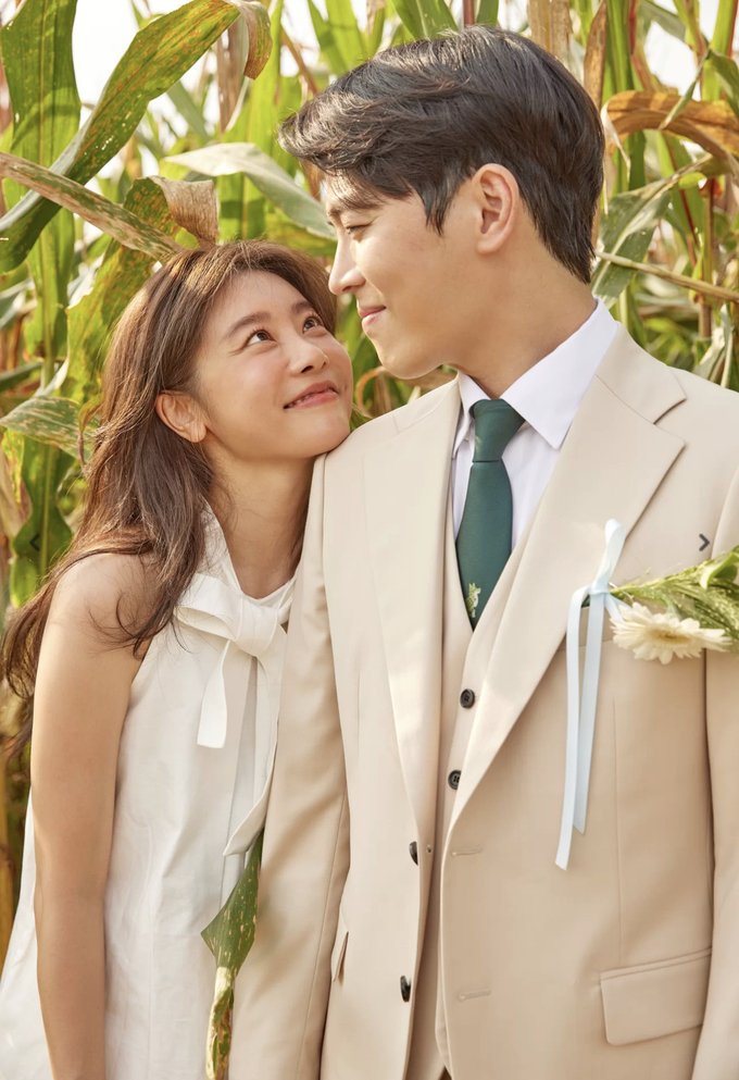 Girls Day s Park So Jin And Actor Lee Dong Ha To Get Married Next Month 