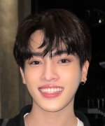 Zaleng Teerachot Klaymongkon