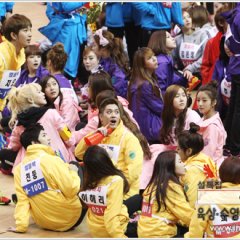 2012 Idol Star Athletics – Swimming Championships Korean TV Program photo