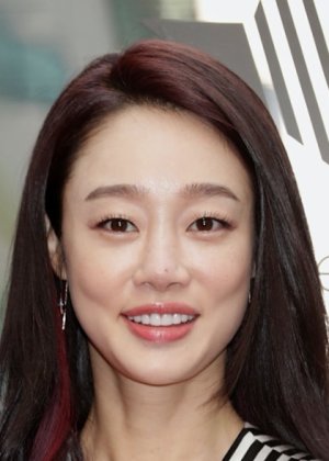 Choi Yeo Jin in Miss Monte-Cristo Korean Drama (2021)