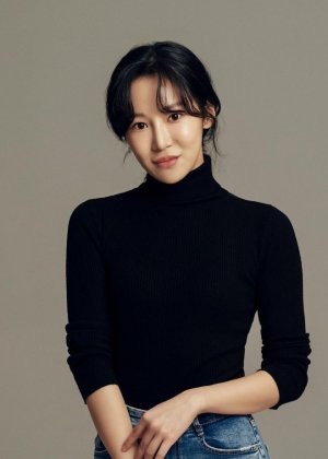 Kim Min Jung in No Bother Me Korean Drama (2021)