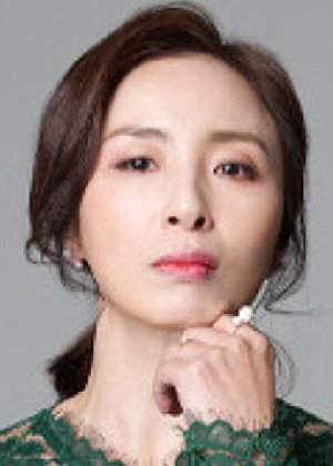 Kim Na Yoon in Cleaning Up Korean Drama (2022)