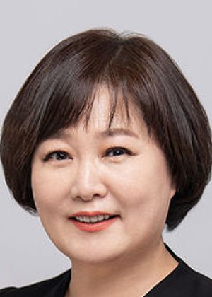 Lee Geum Hee in Dreaming of a Freaking Fairytale Korean Drama