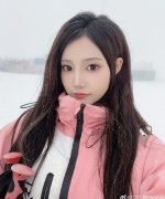 Zhou Shi Ru
