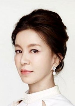 Dan Bi's Mother [Present] | Queen Won Gyeong [Past] | Splash Splash LOVE