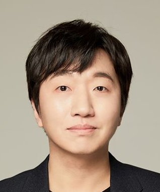 Chang Hoon Lee