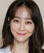 Yoon Woo Ri
