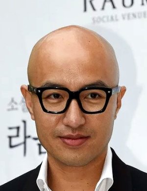 Hong Seok Cheon (홍석천) - MyDramaList