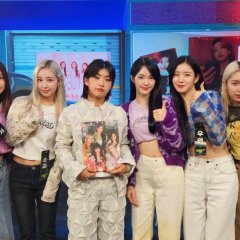 Aiki's Thumbs Up Korean TV Program photo