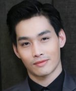 Parn Khomkrit Duangsuwan