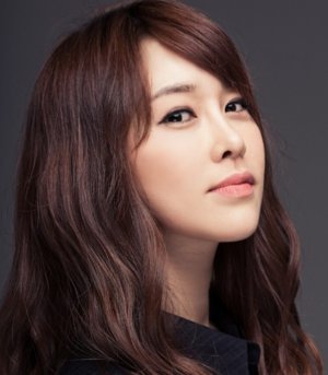 Hyun Ji Lee