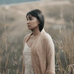Nadine Lustre photo