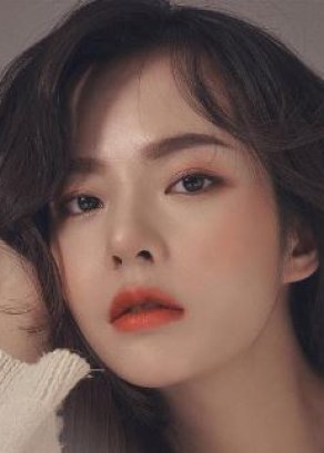 Heo Jung Hee in Shadow Beauty Korean Drama (2021)