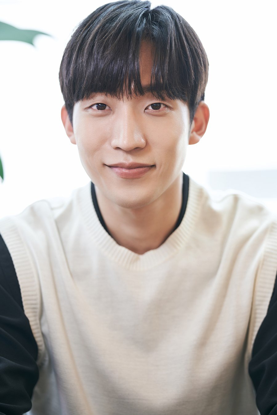 Lee Sang Yi to make a special appearance in the upcoming drama 