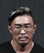 Akiyama Yoshihiro Fotoğraf