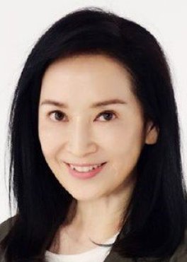 Fong Loh Lai Seung | The Queen of News
