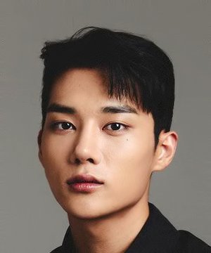 Hyun Woo Ki