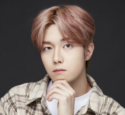 Hyeongseok (형석) - MyDramaList