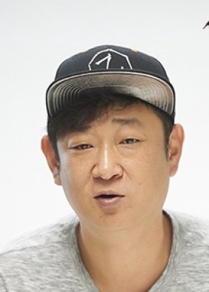 Shin Yong Hwi in Cross Korean Drama(2018)