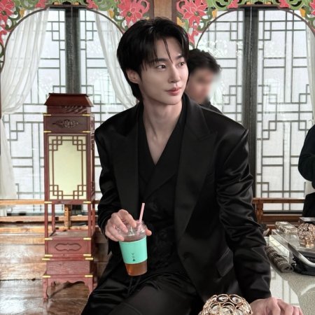 Perfect Crown (2026)