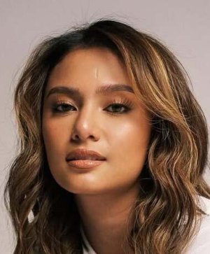 Klea Pineda