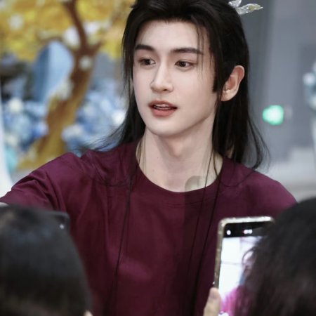 Lai Zhan ()