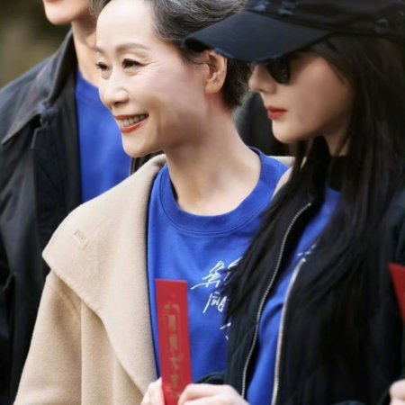 Sui Ran Bu Neng Tong Shi Yong You Yi Qie ()