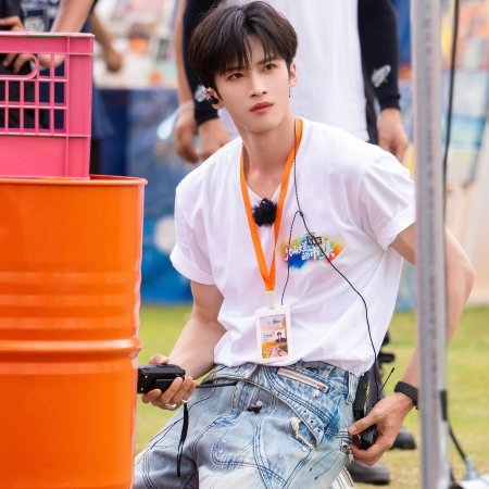 Sunshine Market (2025)