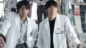 Hwang Hee to reunite with Ji Sung in 'Judge Lee Han Yeong'