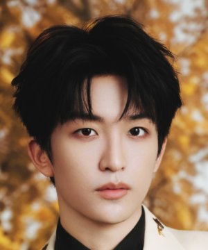 Zi Hong Fan Huang