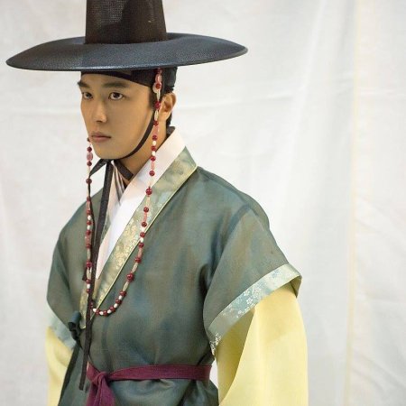 Queen for Seven Days (2017)