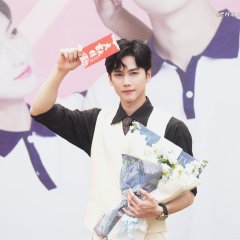 Glitch Is My Pulse Chinese Drama photo