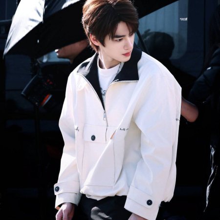 League of Legends ()