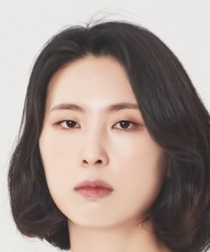 Gyeong Hwa Lee