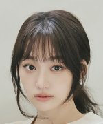 Kang Mi Na