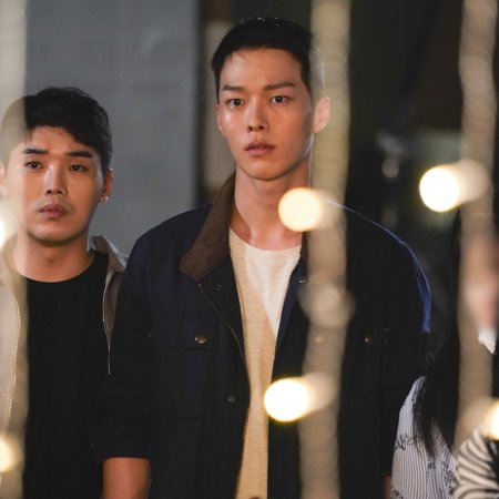 Come and Hug Me (2018)