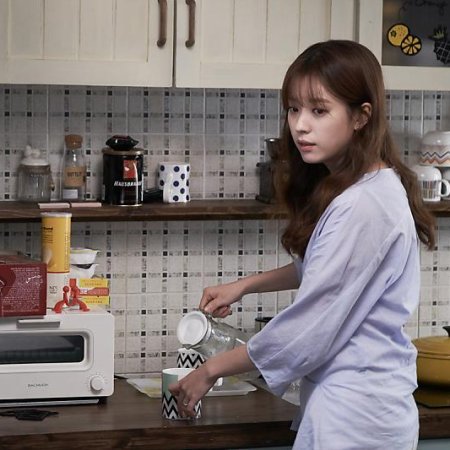 Han Hyo Joo