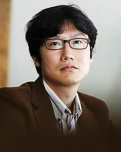 Dong Hyuk Hwang
