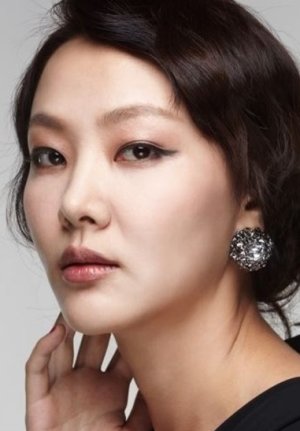 Ji Hye Yoon 