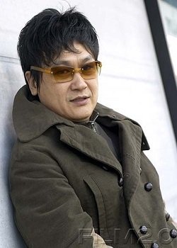 Kim In Shik in Hypnotized Korean Movie(2004)