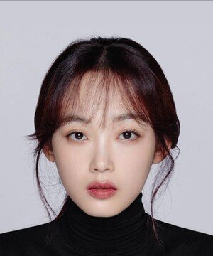 Squid Game's actress Lee Yoo-Mi becomes the first Korean actress