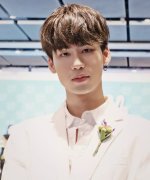 Por Patsakon Chaowana