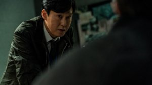 Park Byung Eun Suspects Jung Woo, Kim Dae Myung of Being Involved in a Crime in "Dirty Money"