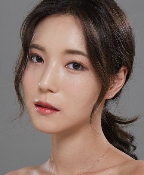 jiyeon without make up