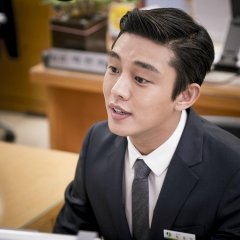 Yoo Ah In photo